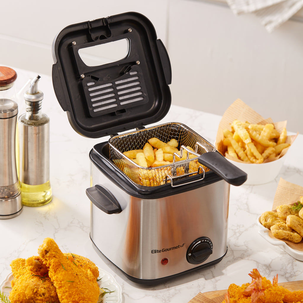 1.5 Qt. Electric Immersion Deep Fryer with Lid
