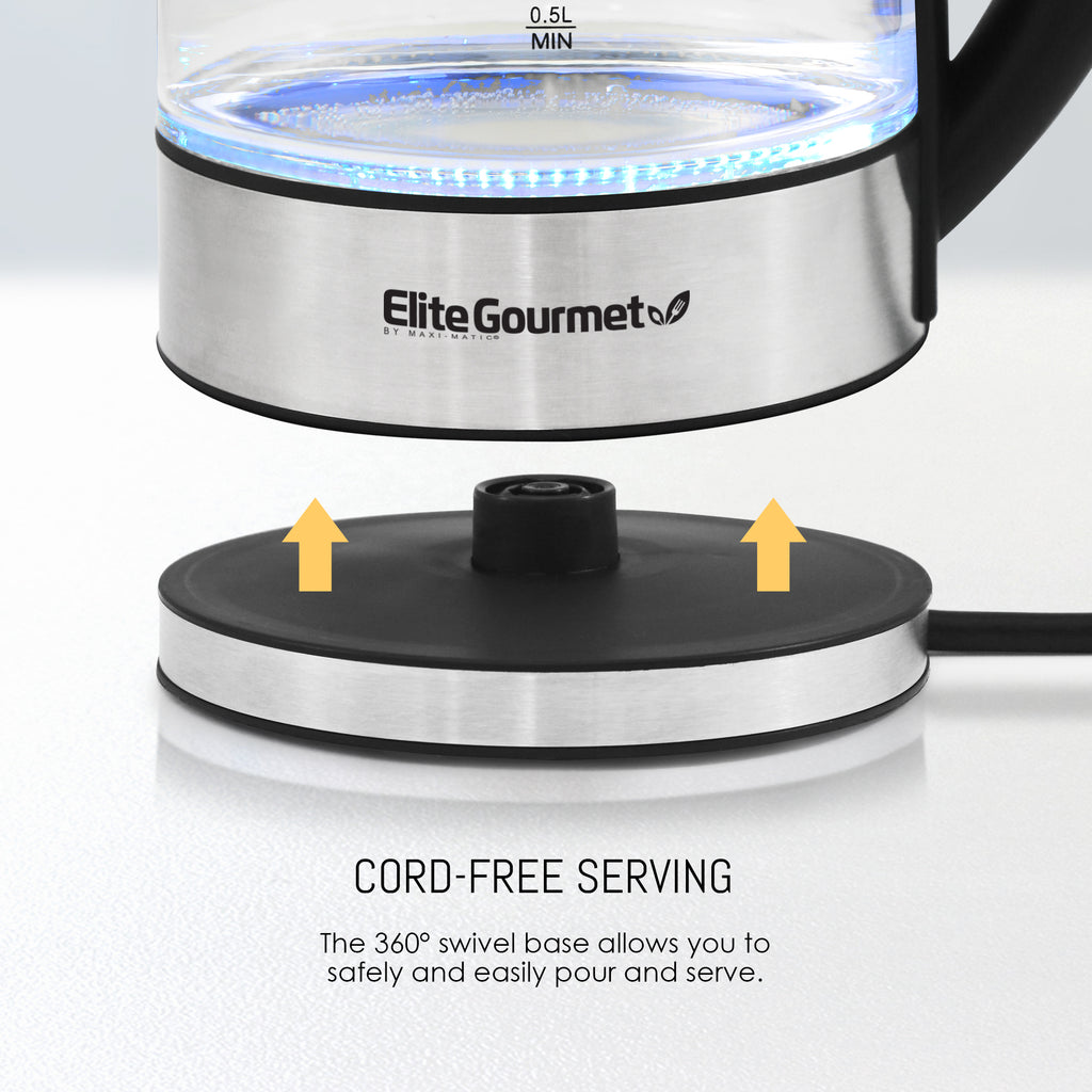 CORD-FREE SERVING The 360° swivel base allows you to safely and easily pour and serve.