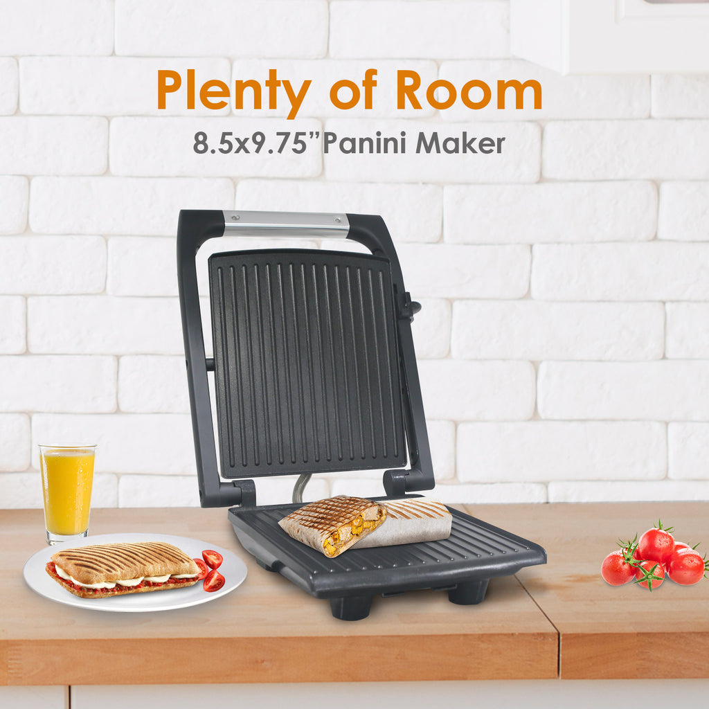 Plenty of Room.  8.5 x 9.75" Panini Maker.